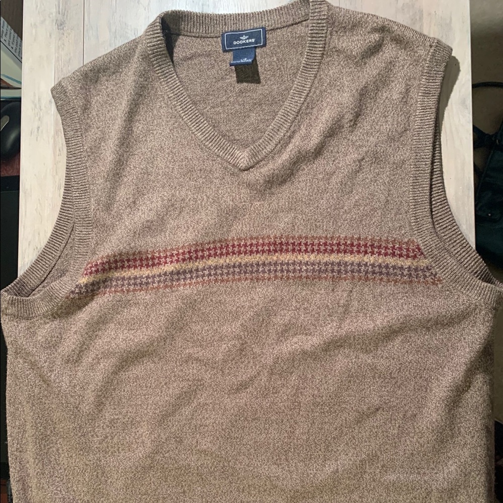 Mens Dockers Brown V-Neck Sweater Vest Acrylic